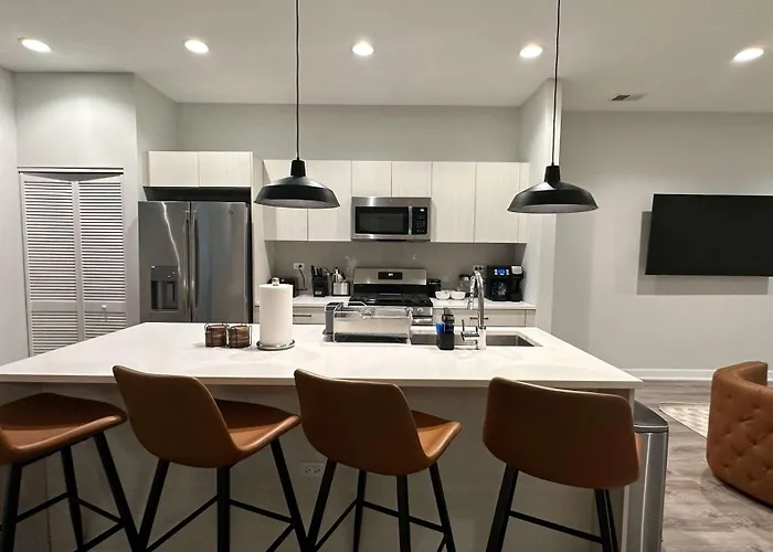 New Built Sleeps 8 Апартаменты *